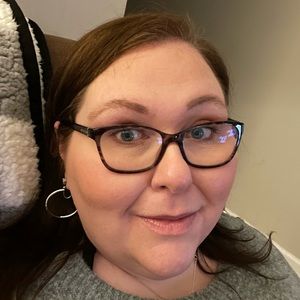 Meet your Posher, Cathy